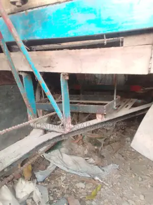 ভ্যানগাড়ি