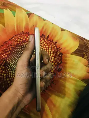 Vivo V25e version 14 (Used)