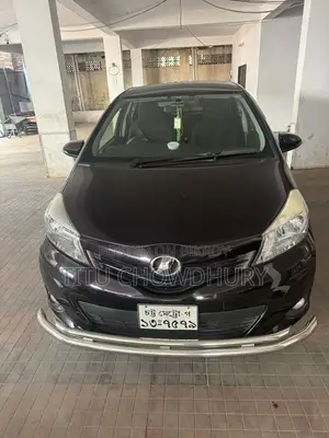 Toyota Vitz 2016 2015