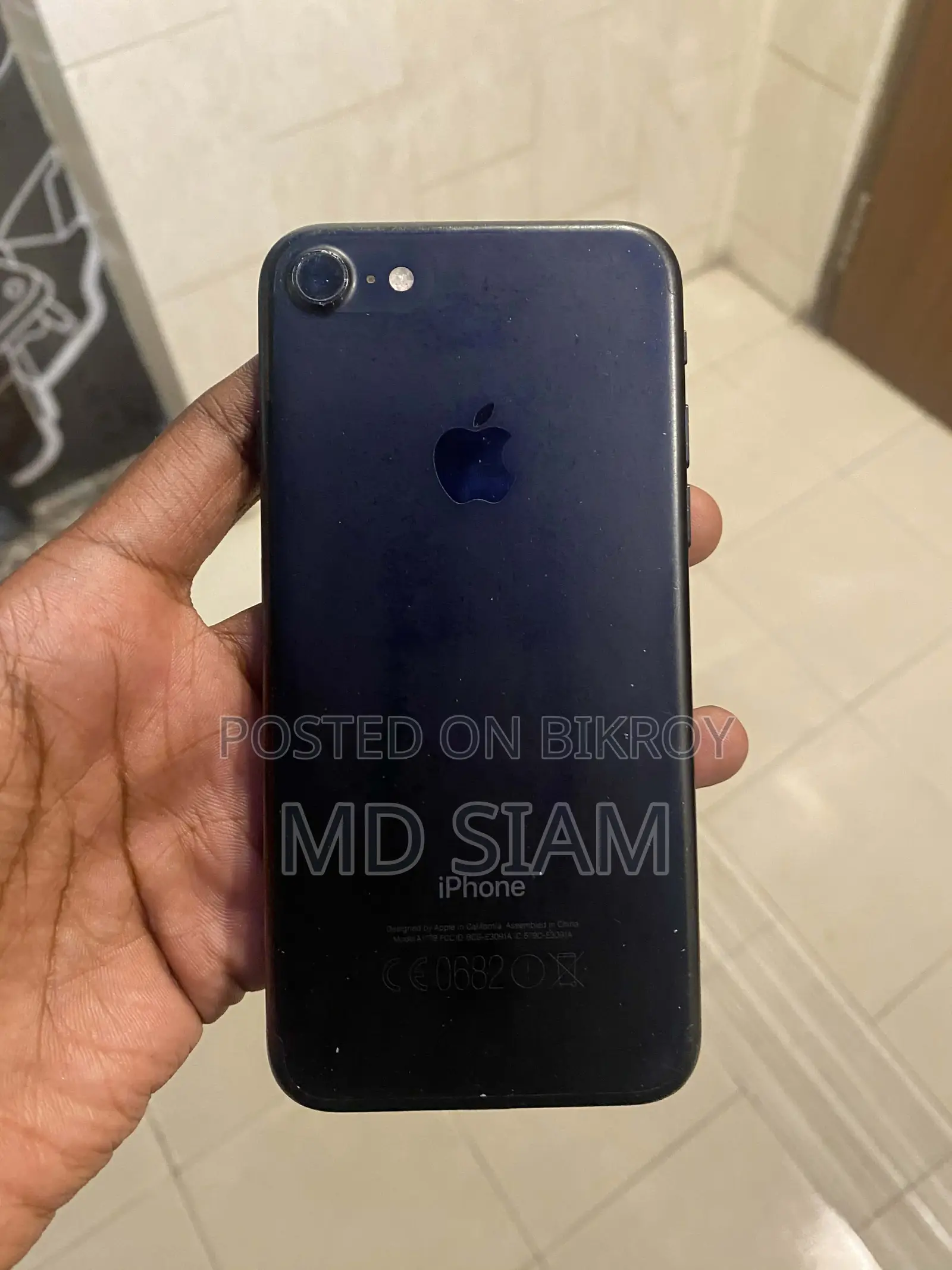 Apple iPhone 7 128GB (Used)