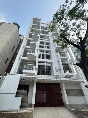 Dream Flat For Sale In Bashundhara R/a, Dhaka-1229
