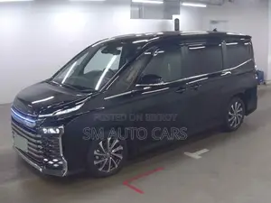 Toyota Voxy Non Hybrid SZ Black 2023