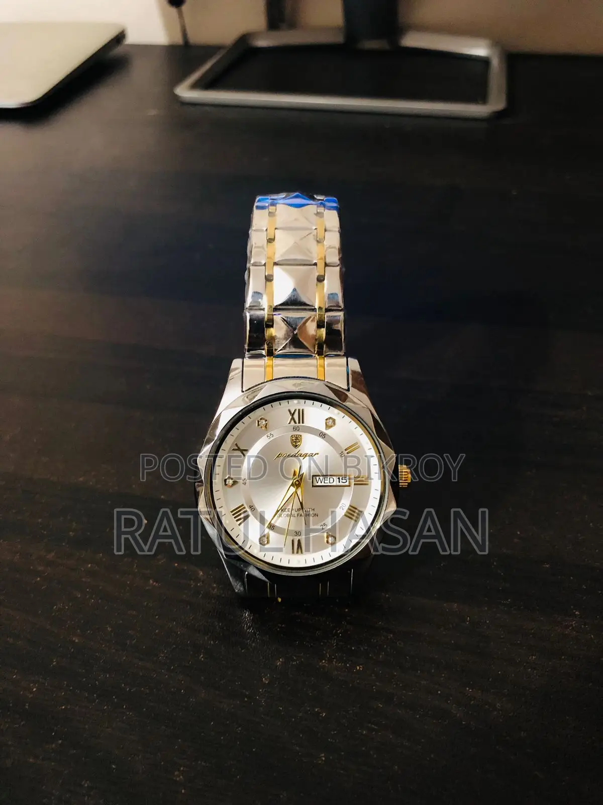 Poedager P615 Stylish Watch