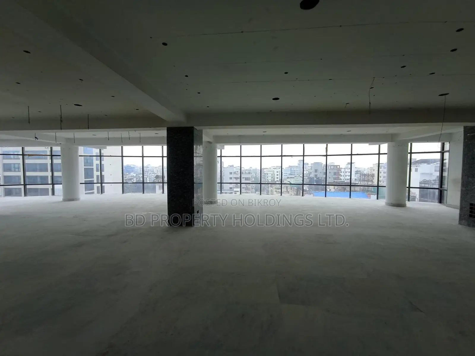 4400 SQFT Premium Commercial Open Space for Rent in Uttara
