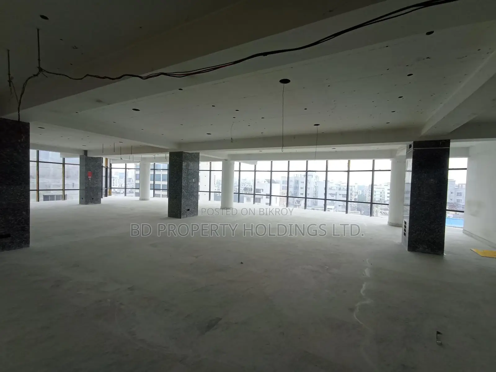 4400 SQFT Premium Commercial Open Space for Rent in Uttara