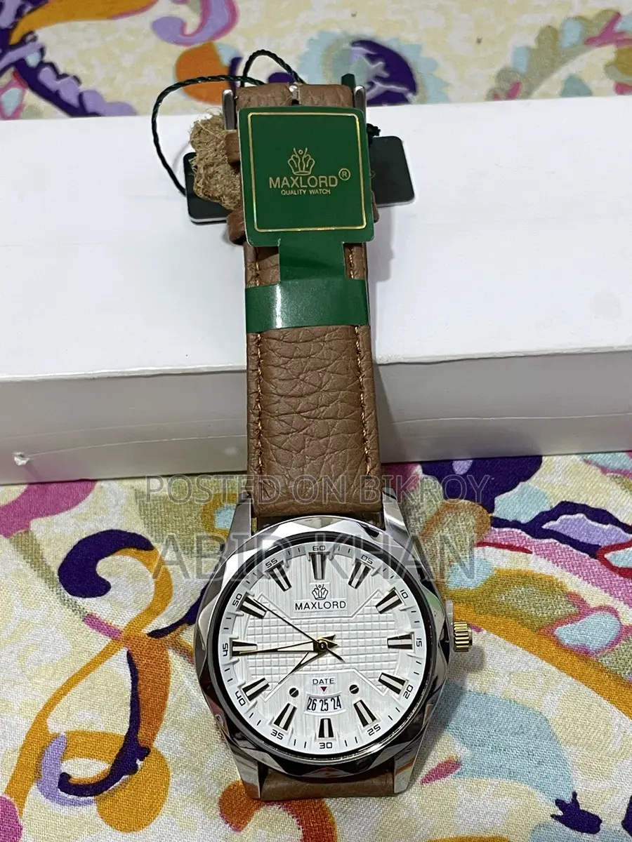 অ্যানালগ ঘড়ি বিক্রির জন্য