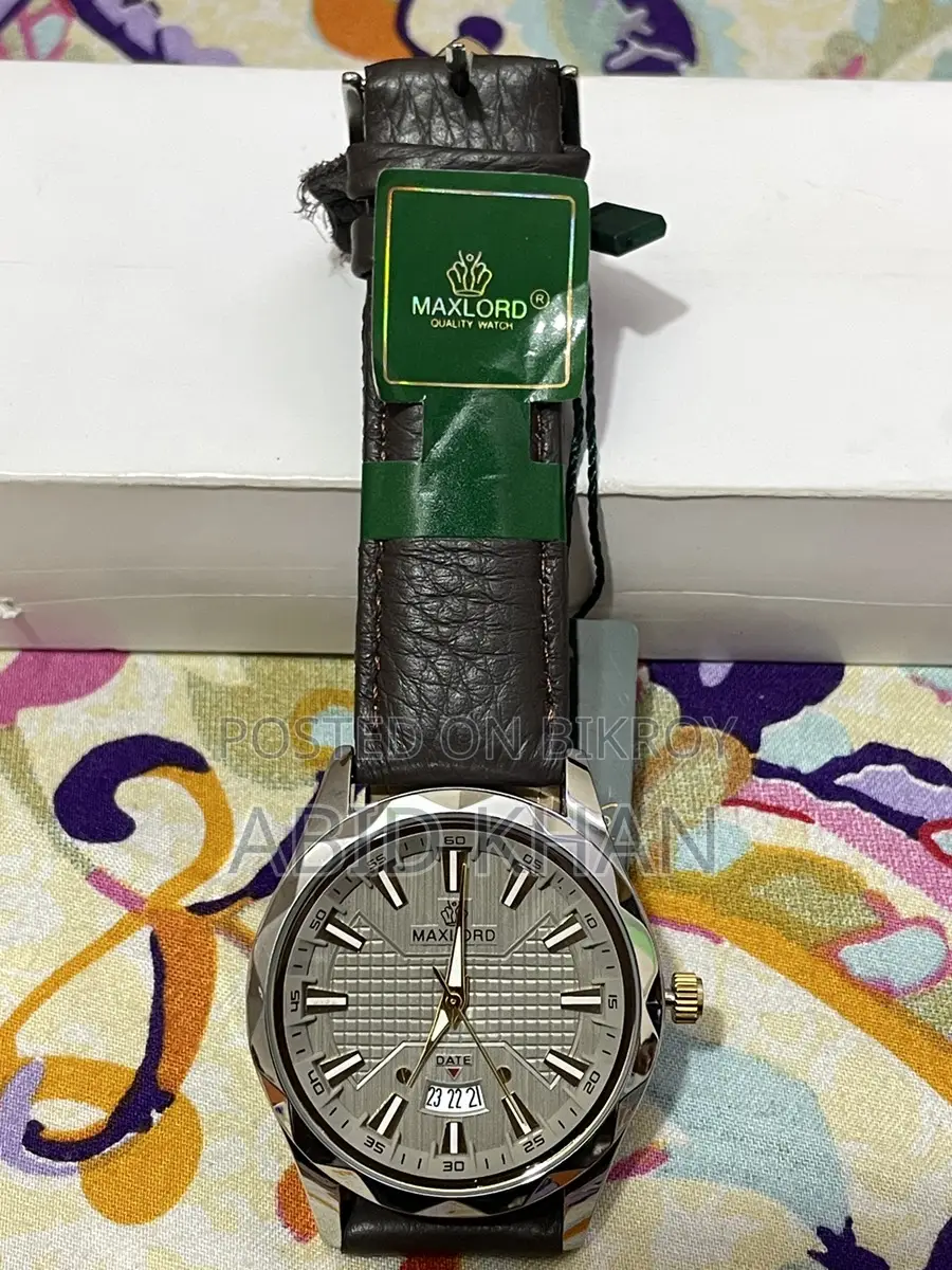 অ্যানালগ ঘড়ি বিক্রির জন্য
