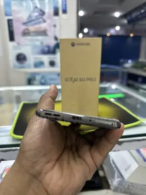 Motorola Edge 60 Pro 12/256 (Used)