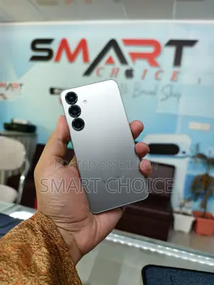 Samsung Galaxy S25 12/256 (Used)