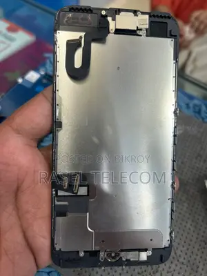 IPhone 7+ sat Orgnal lcd 100% freesh