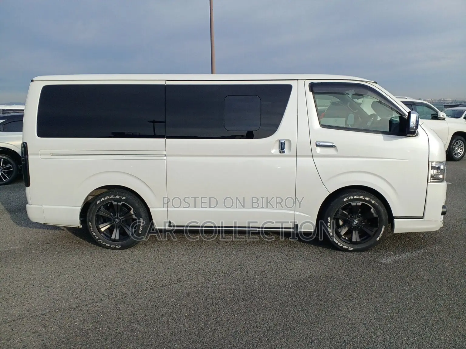 Toyota Hiace Super GL 2021