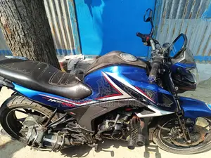 Honda Hornet . 2018
