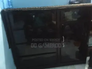 Wall Showcase