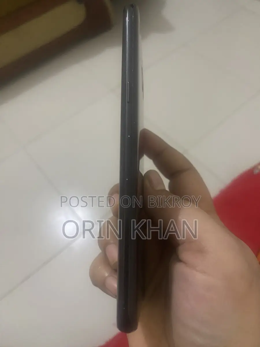 Samsung Galaxy S8 4/64 (Used)