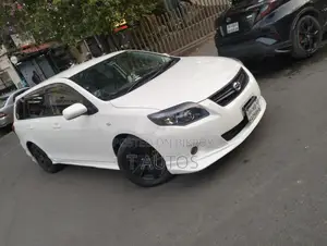 Toyota Corolla Fielder 2011 Pearl