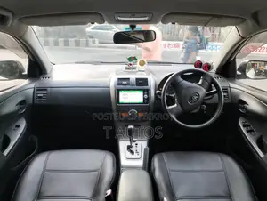Toyota Corolla Fielder 2011 Pearl