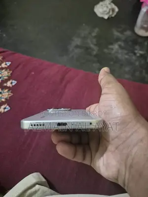 Honor 400 authentic (Used)