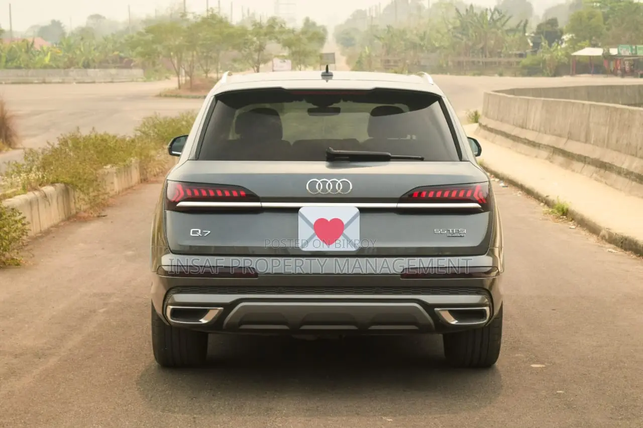 Audi Q7 2023