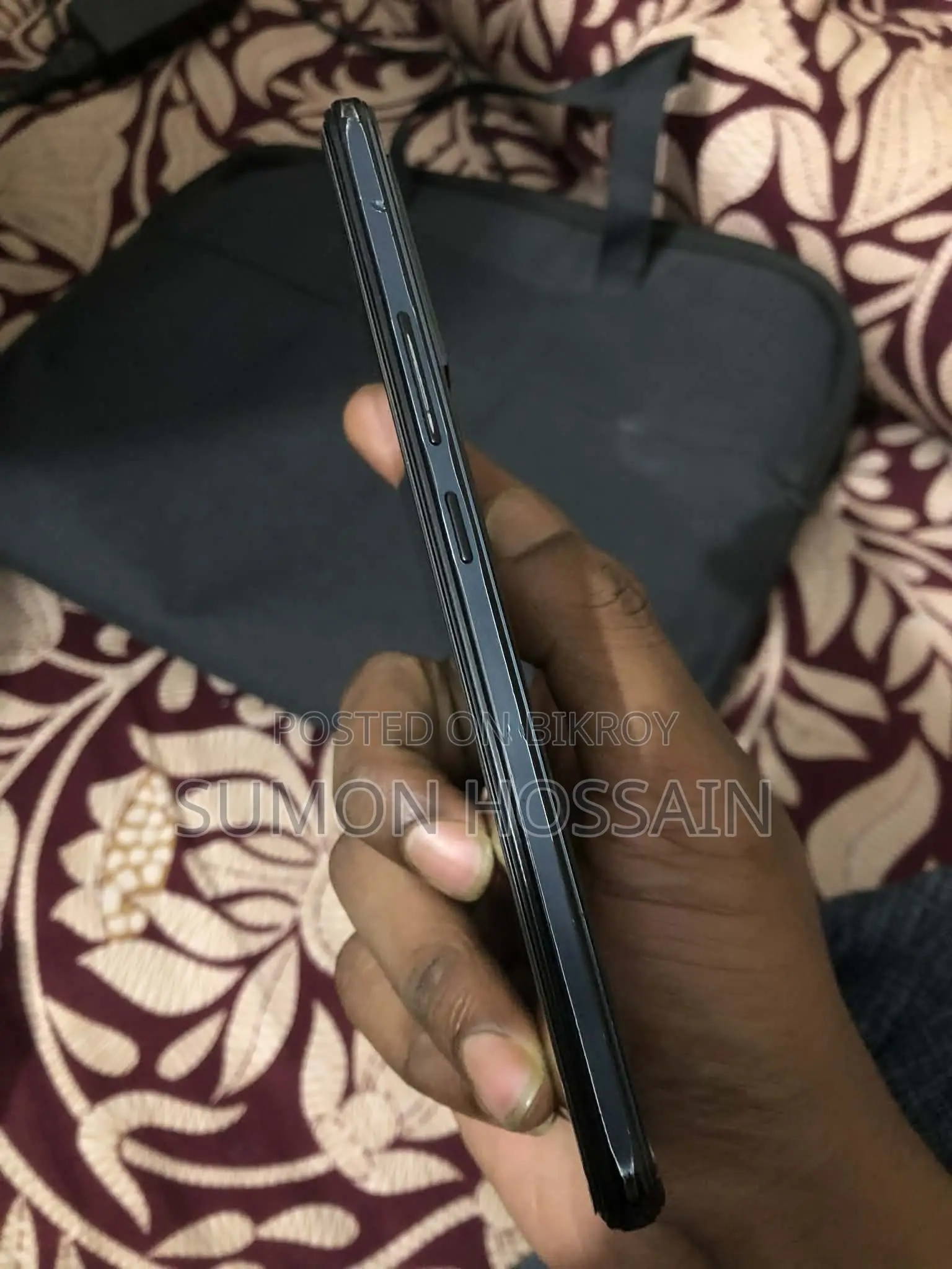 Vivo V23e 8+4/128 GB(Full Box) (Used)