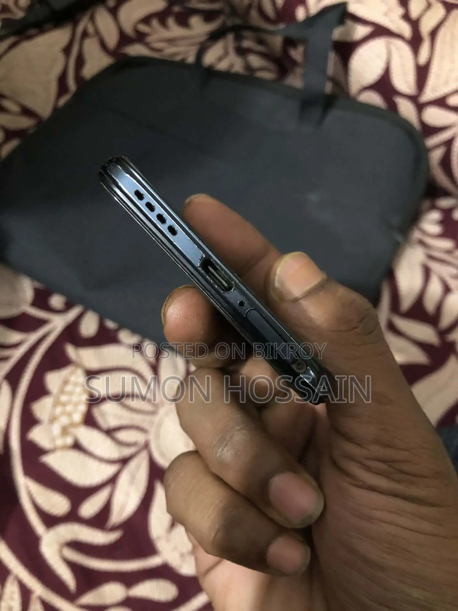 Vivo V23e 8+4/128 GB(Full Box) (Used)