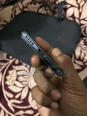 Vivo V23e 8+4/128 GB(Full Box) (Used)