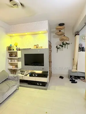 Fully furnished, ready flat for sale in Kalyanpur at an affordable price.