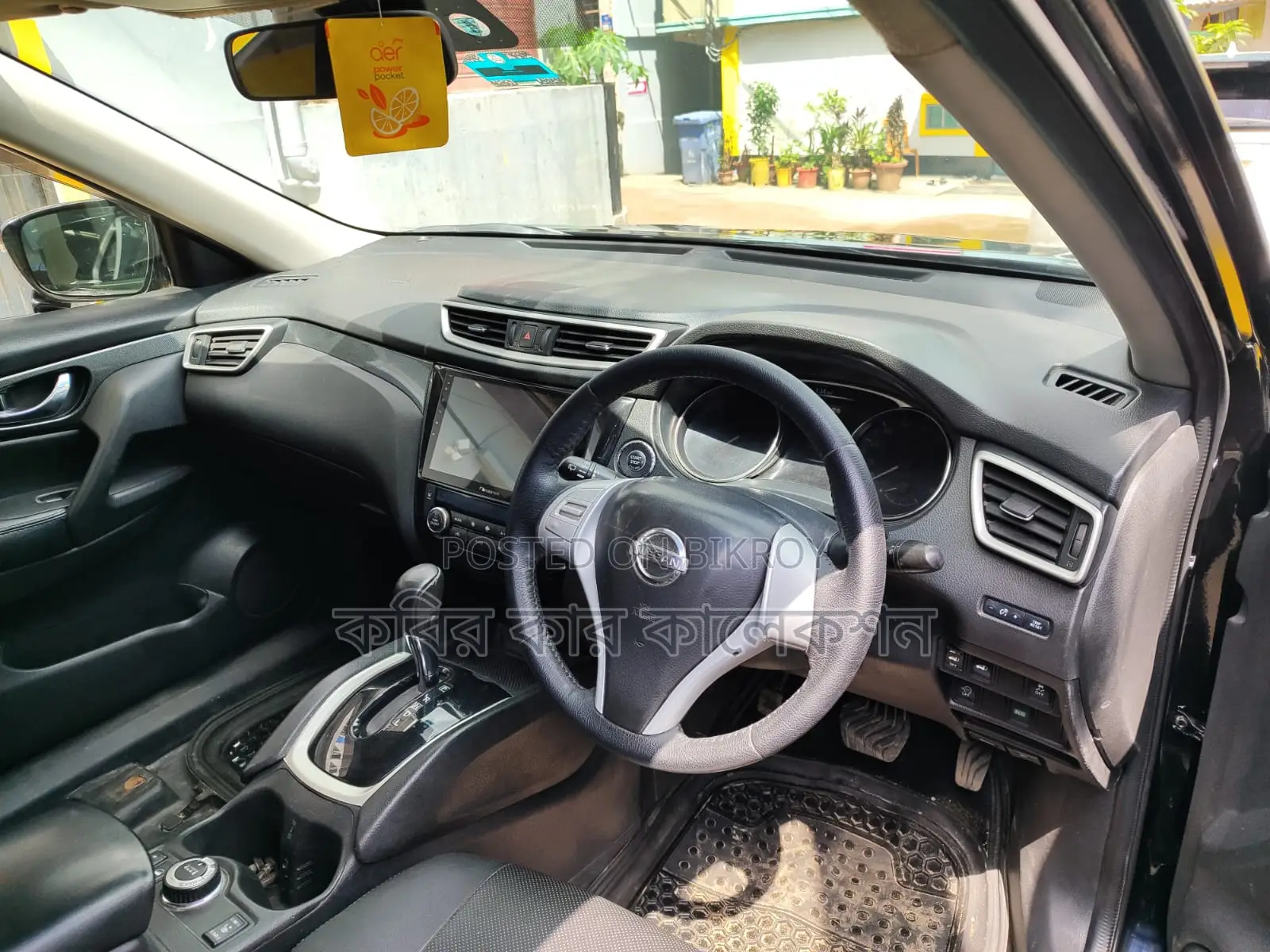 Nissan X-Trail sun roof 2014