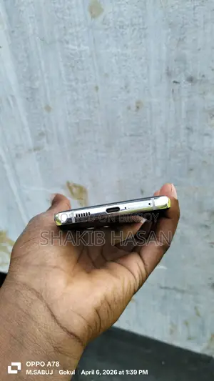 Samsung Galaxy S21 Ultra . (Used)