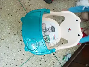 শিশুদের খাবার খাওয়ার চেয়ার
