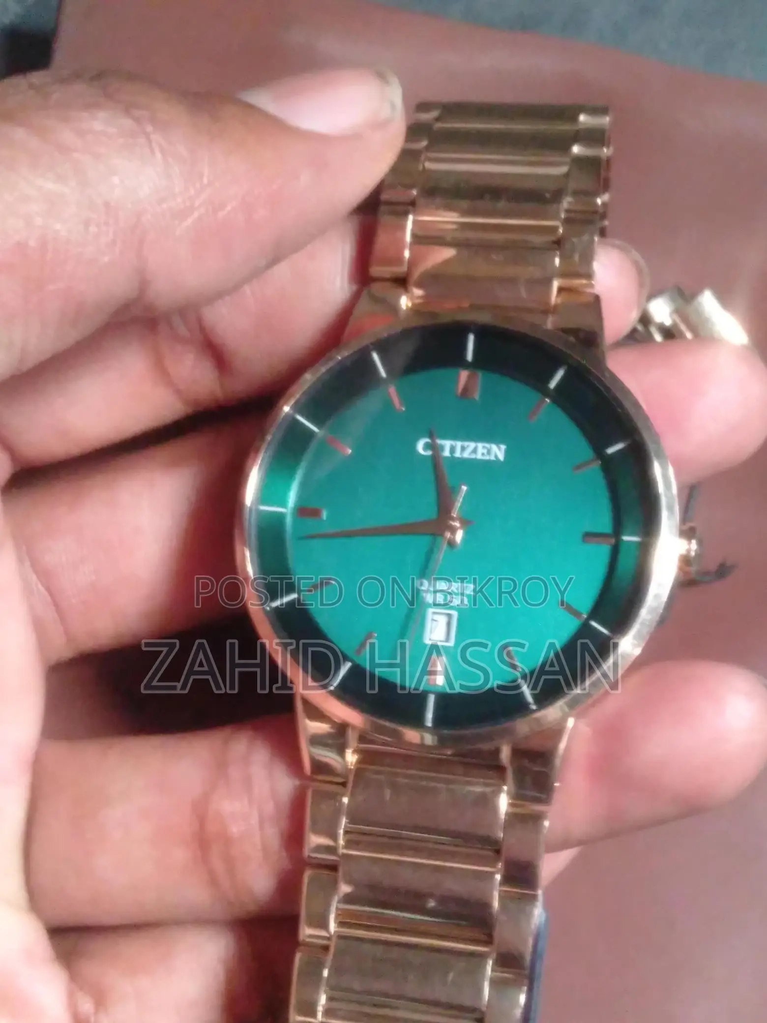 Citizen Green Dial Luxury Watch for Sale - Fresh Condition!