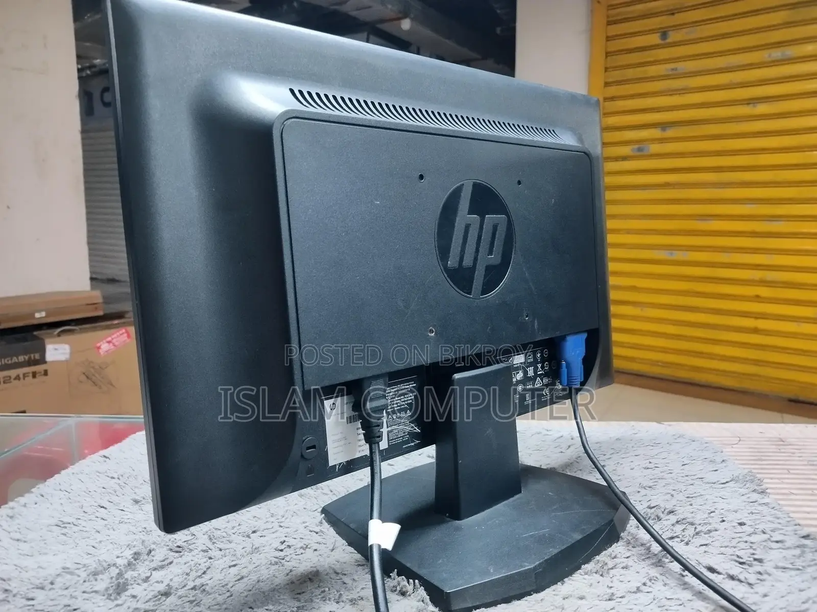 HP 19" Full Fresh Monitor