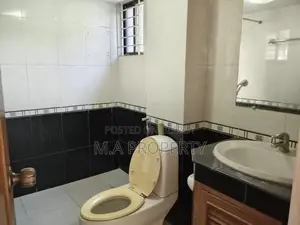 Rent Apartment 3-Bed, 2-Carpark, 3000sqft