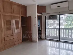 Rent Apartment 3-Bed, 2-Carpark, 3000sqft