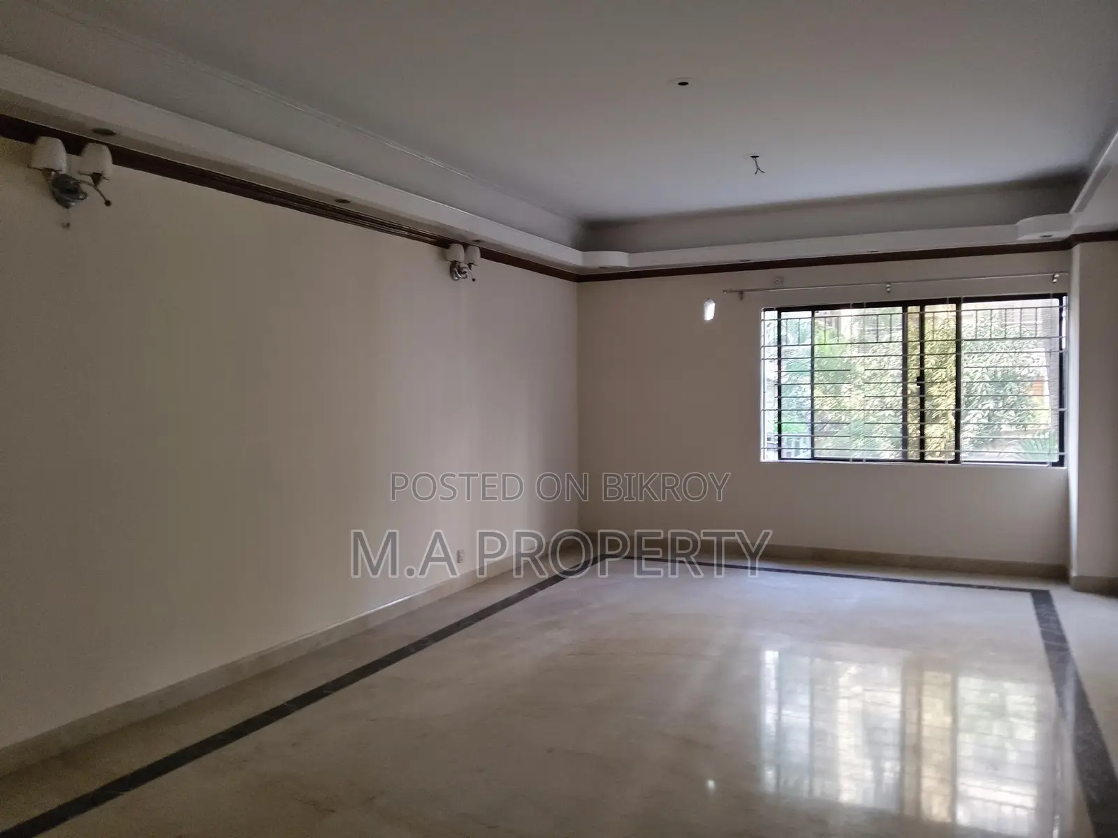 Rent Apartment 3-Bed, 2-Carpark, 3000sqft