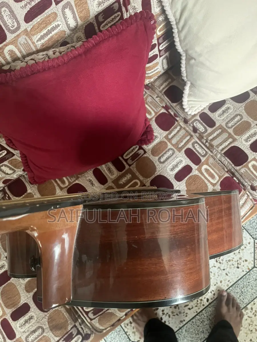 Guiter for Sale