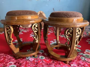 হ্যান্ডমেড স্টুল