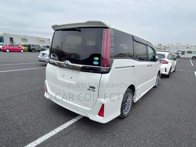 Toyota Noah SI WXB 2021