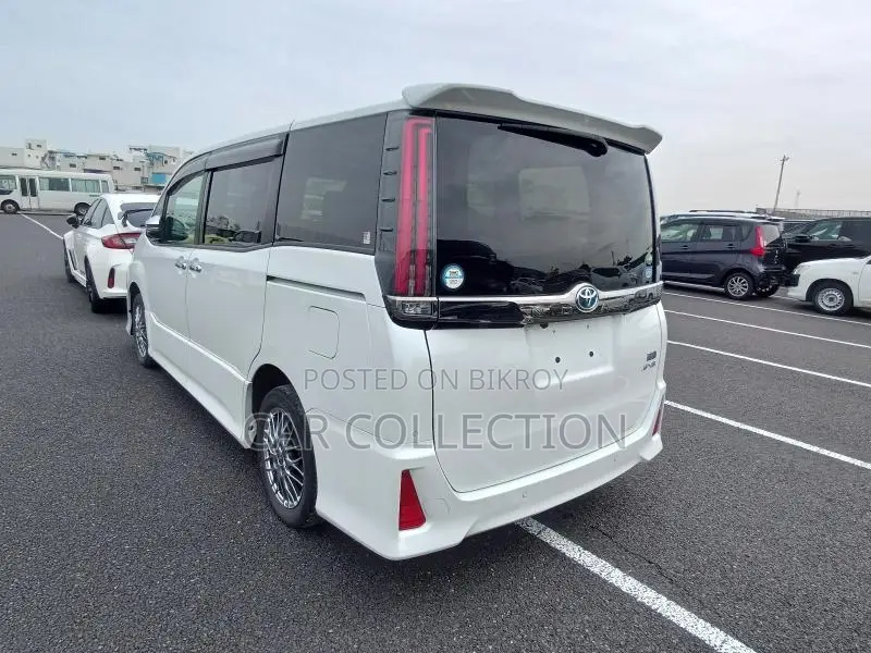 Toyota Noah SI WXB 2021