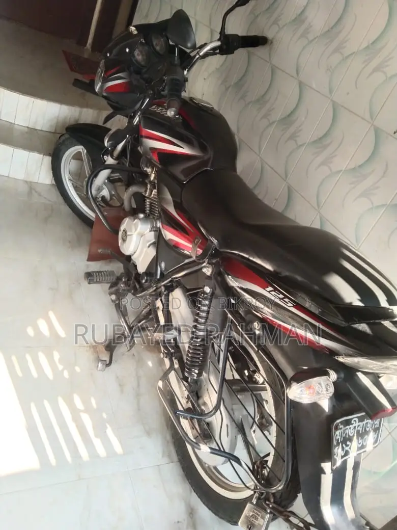 Bajaj Discover 125 2020