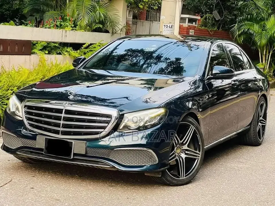 Mercedes-Benz E-Class E200 AMG LINE 2016