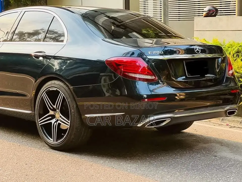 Mercedes-Benz E-Class E200 AMG LINE 2016