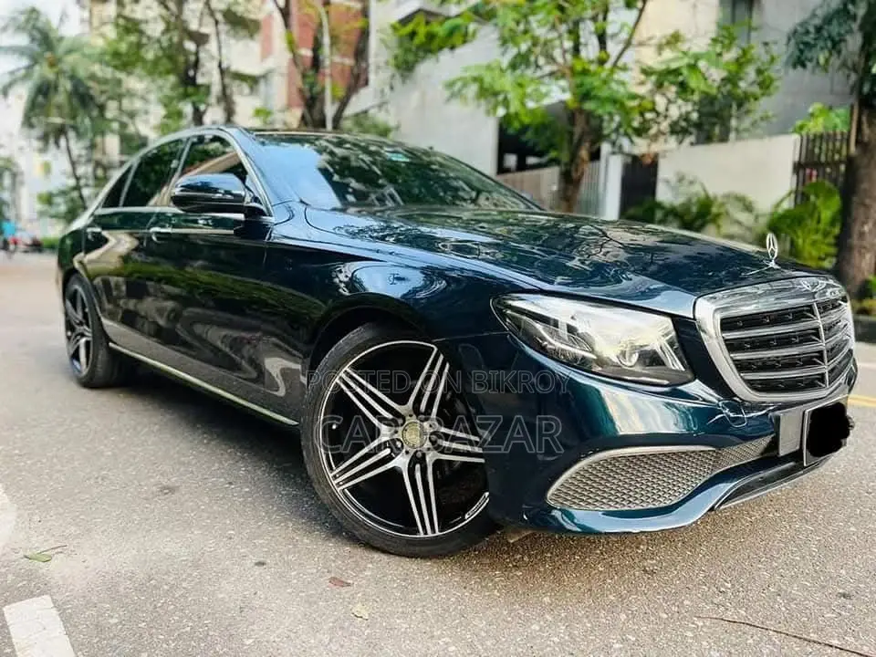 Mercedes-Benz E-Class E200 AMG LINE 2016