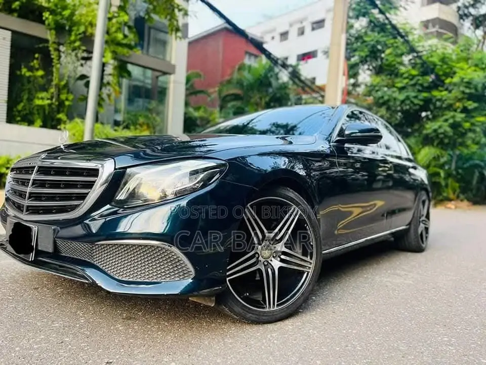 Mercedes-Benz E-Class E200 AMG LINE 2016