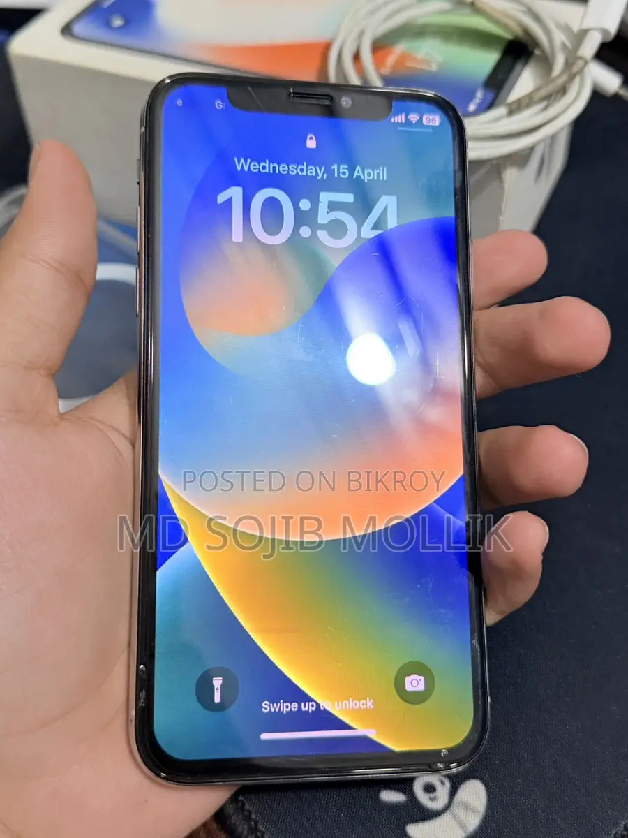 Apple iPhone X (Used)