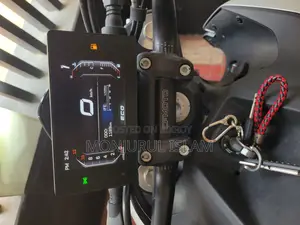 CFMoto 300SR 2025
