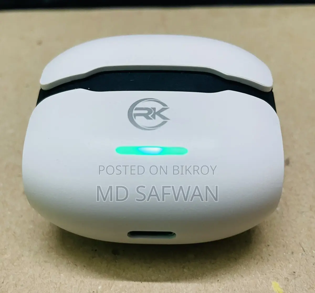Rk Wireless Earbuds !!Urgent Sell!!