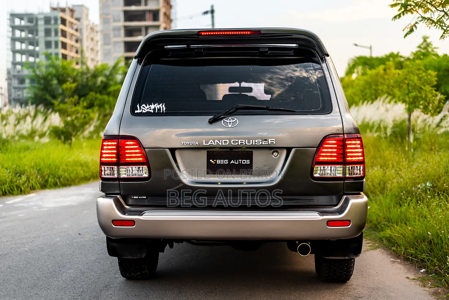 Toyota Land Cruiser 105 1999