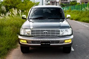 Toyota Land Cruiser 105 1999