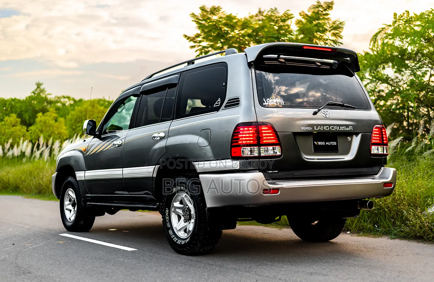 Toyota Land Cruiser 105 1999
