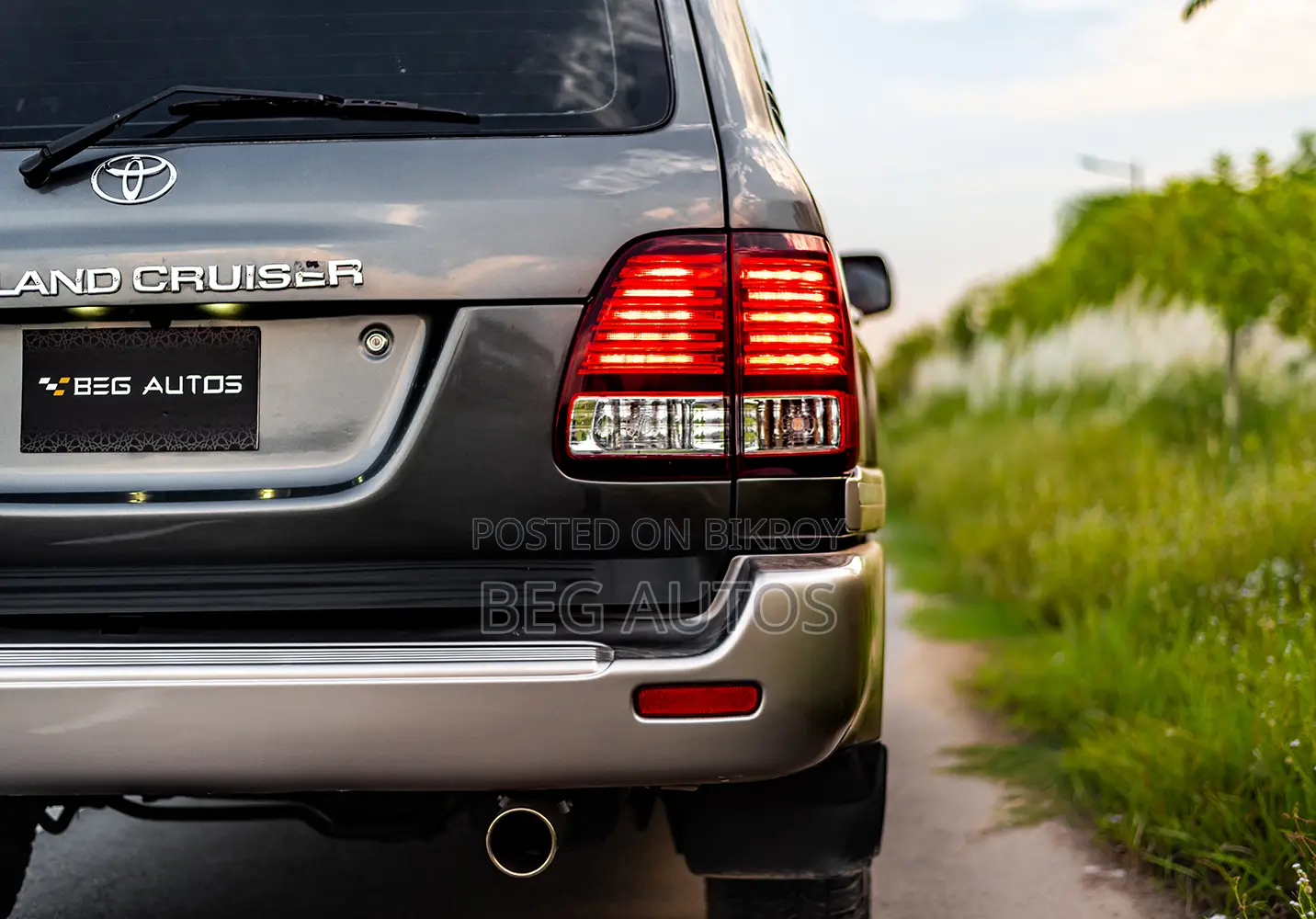 Toyota Land Cruiser 105 1999